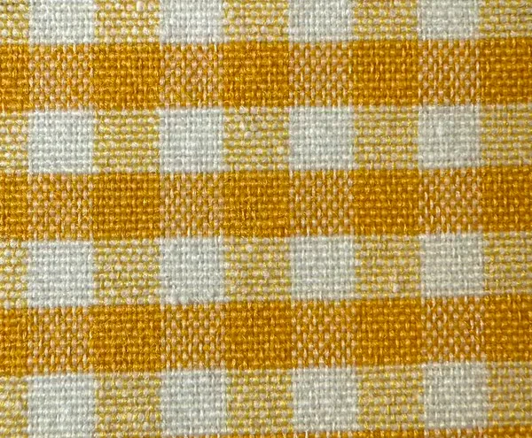 Comprar Mantel de tela resinada CUADROS AMARILLOS